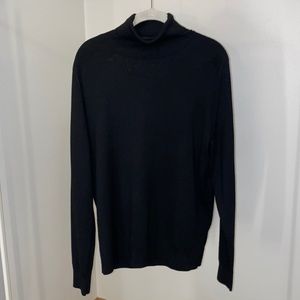Express Men’s Black Turtleneck Sweater Size L
